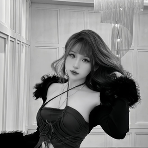 娇妻3p双龙好紧3p
